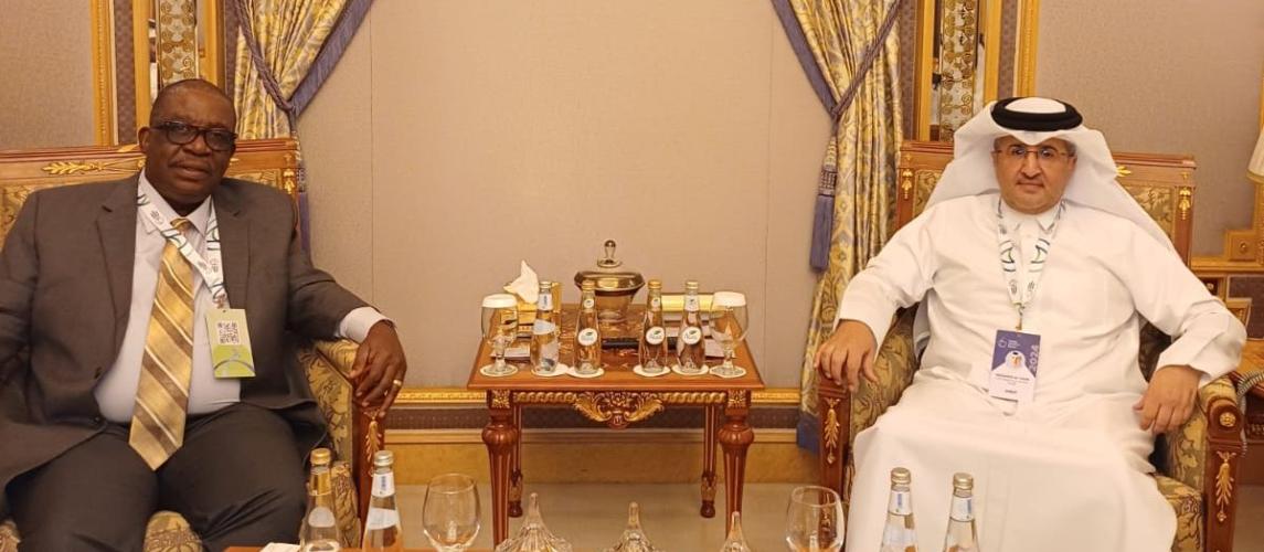 DG Julius Dennis, Jr. and Mr. Mohammed Faleh Alhajri, Acting President of Civil Aviation of the State of Qatar